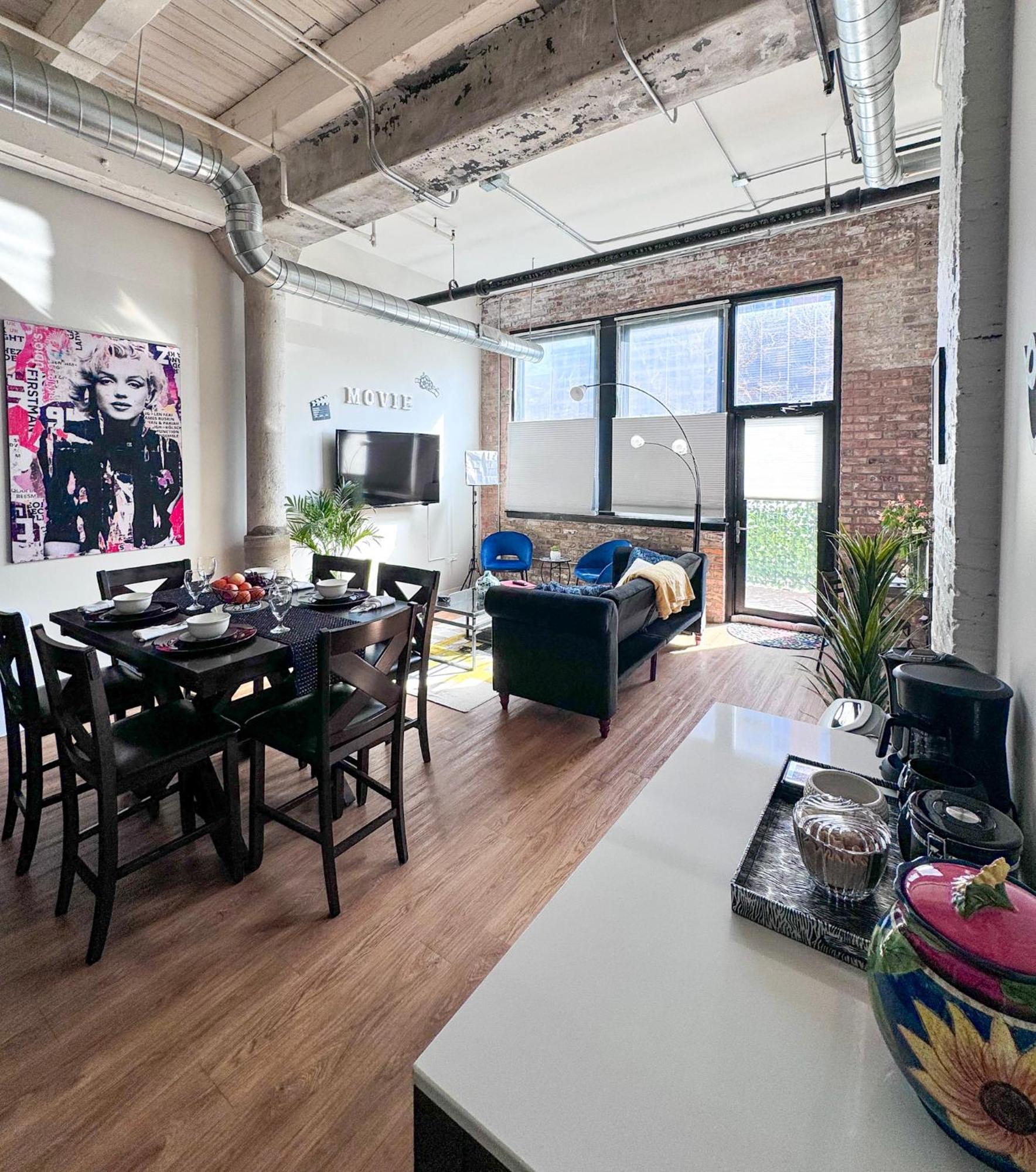 Luxery Stay Chicago - Themed Units! Close To Downtown, Mccormick Place & Wintrust Arena Eksteriør billede